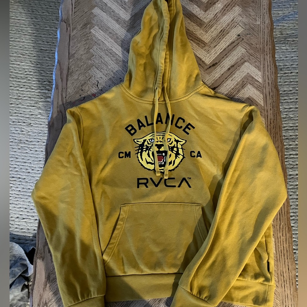 RVCA hoody